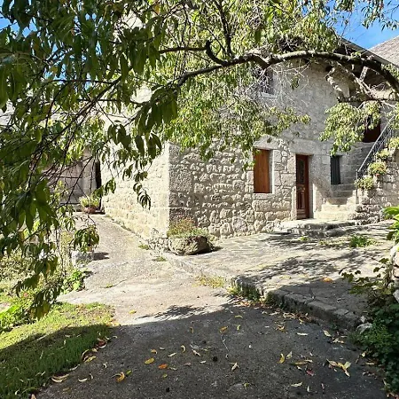 Le De La Ferme D Issac בית נופש