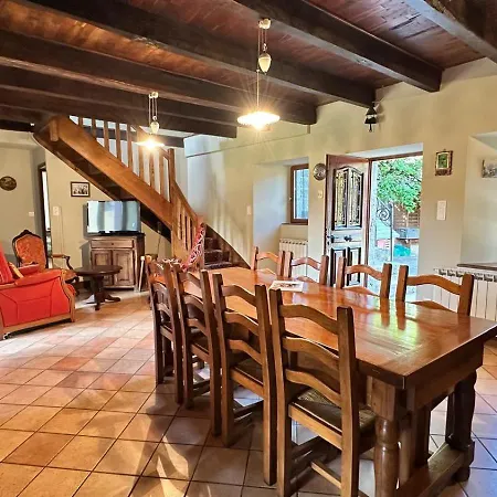 Le De La Ferme D Issac Holiday home Le Nayrac