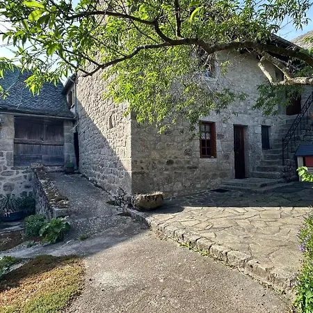 Le De La Ferme D Issac